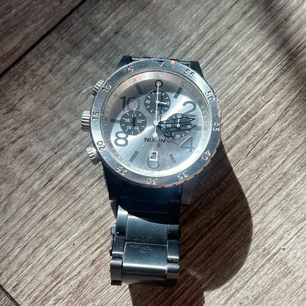 NIXON WATCH